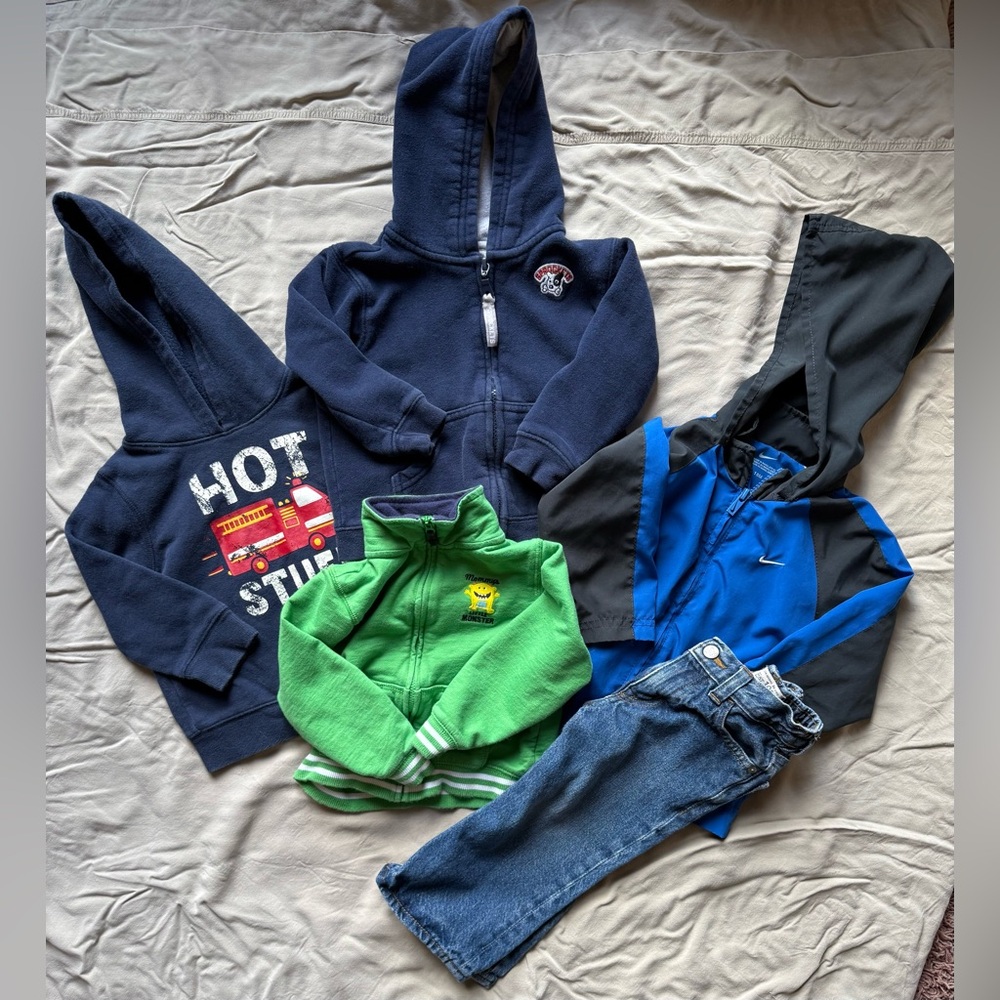 Toddler Clothes Bundle (Sweaters, Jeans)